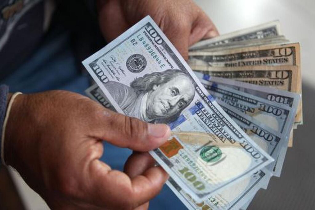 dinero en